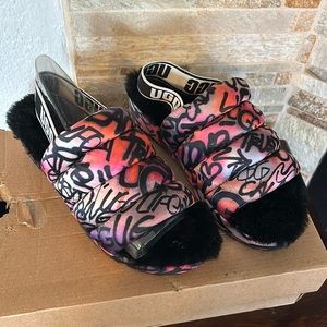 UGG Puff‎ Yeah Pop Graffiti Slide Size 5